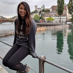 Meet your Posher, Regina